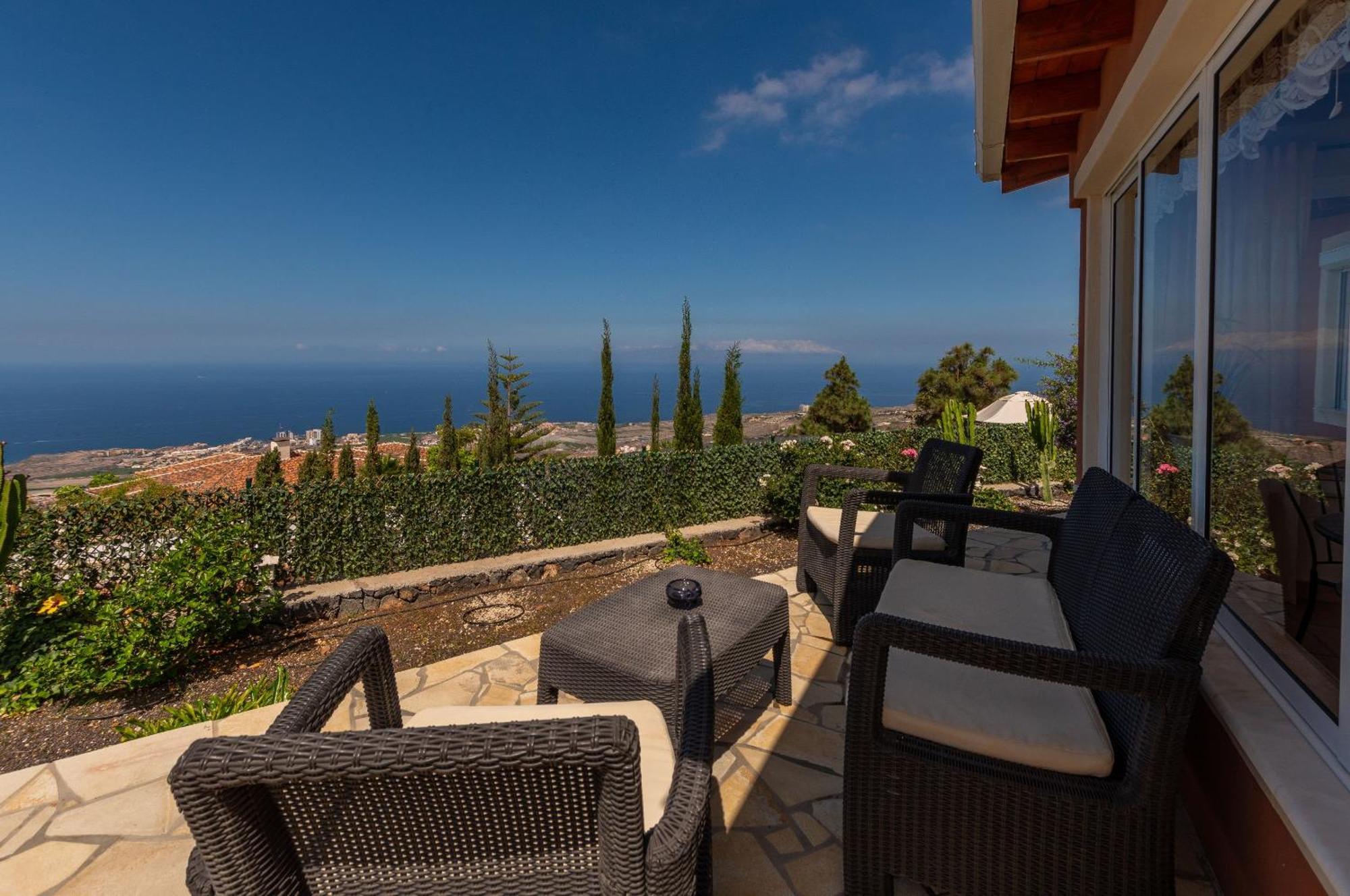 Villa Hibisco, Jacuzzi Y Vistas Al Atlantico Costa Adeje  ภายนอก รูปภาพ