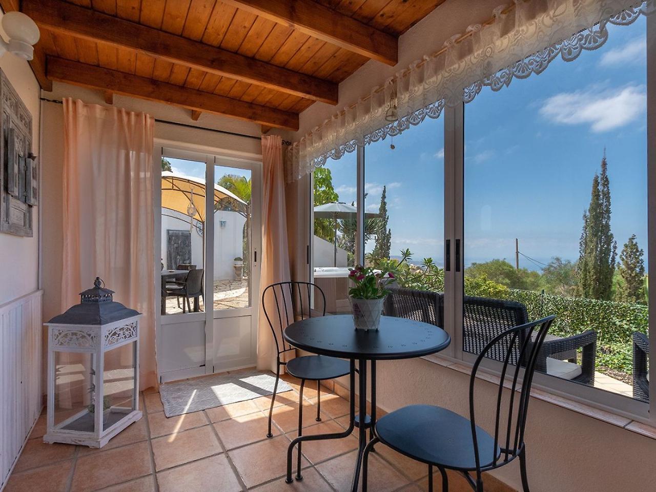 Villa Hibisco, Jacuzzi Y Vistas Al Atlantico Costa Adeje  ภายนอก รูปภาพ